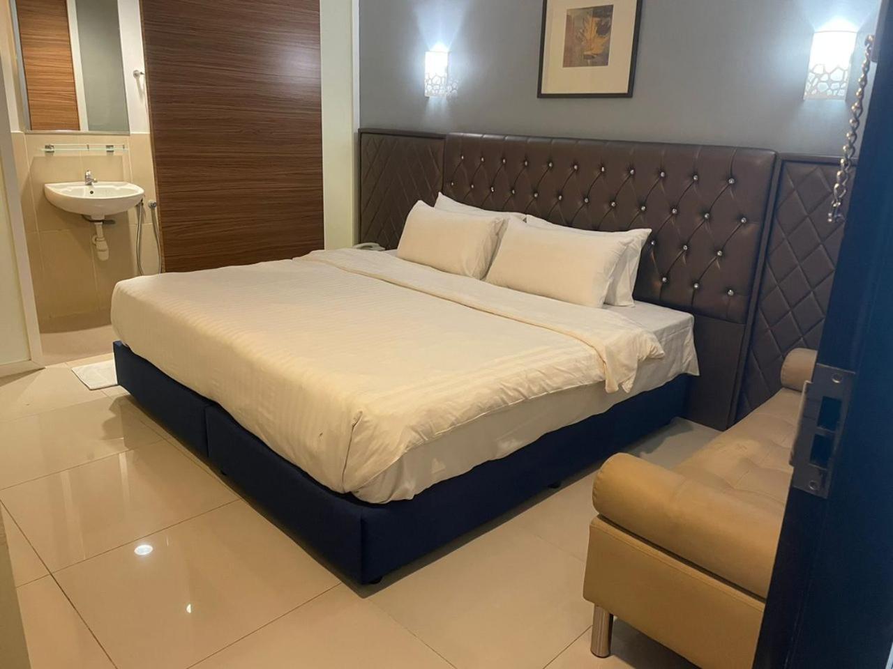 Mangga Boutique Hotel Seri Kembangan Buitenkant foto